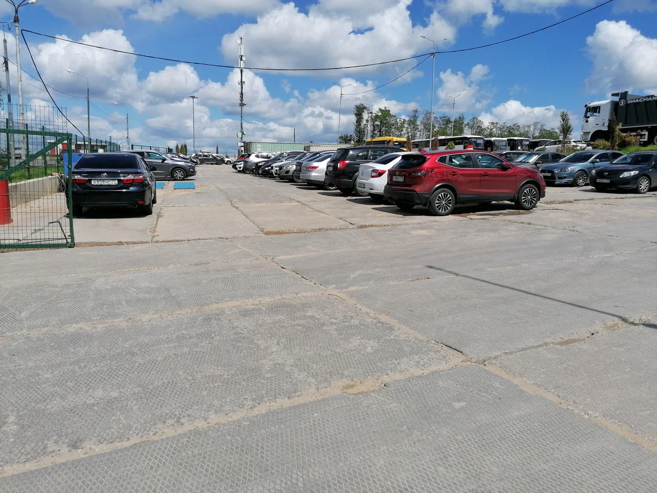 Паркинг 24 на 7 парковка и стоянка автомобилей