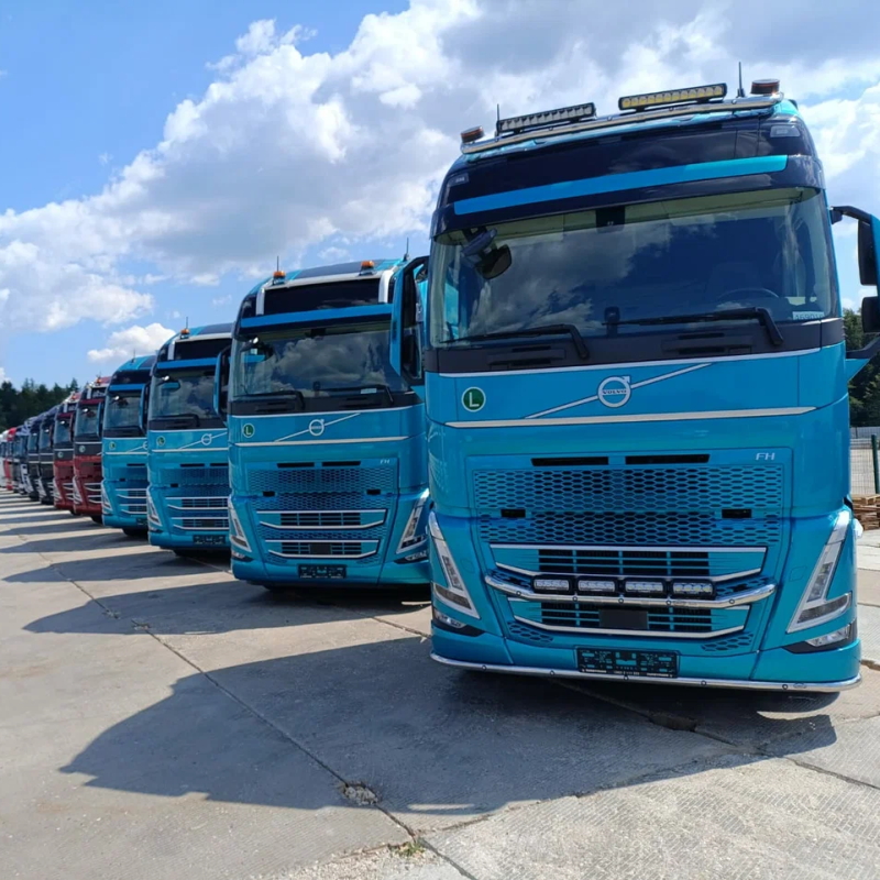 Грузовая стоянка у Киевского шоссе