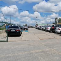 Парковка легковых автомашин Паркинг